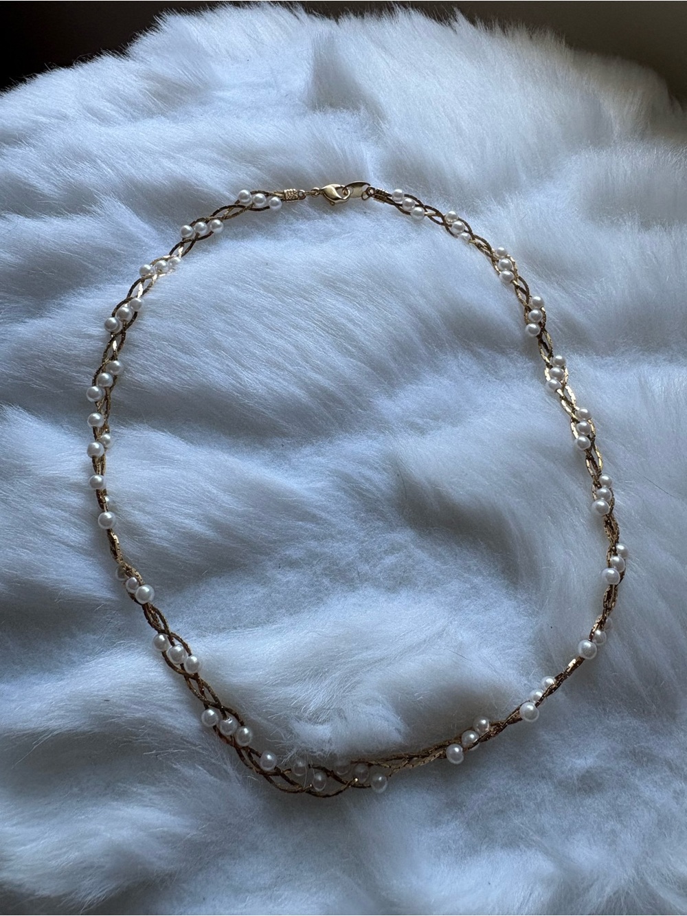 Vintage Costume Gold and White Pearl Twist Necklace